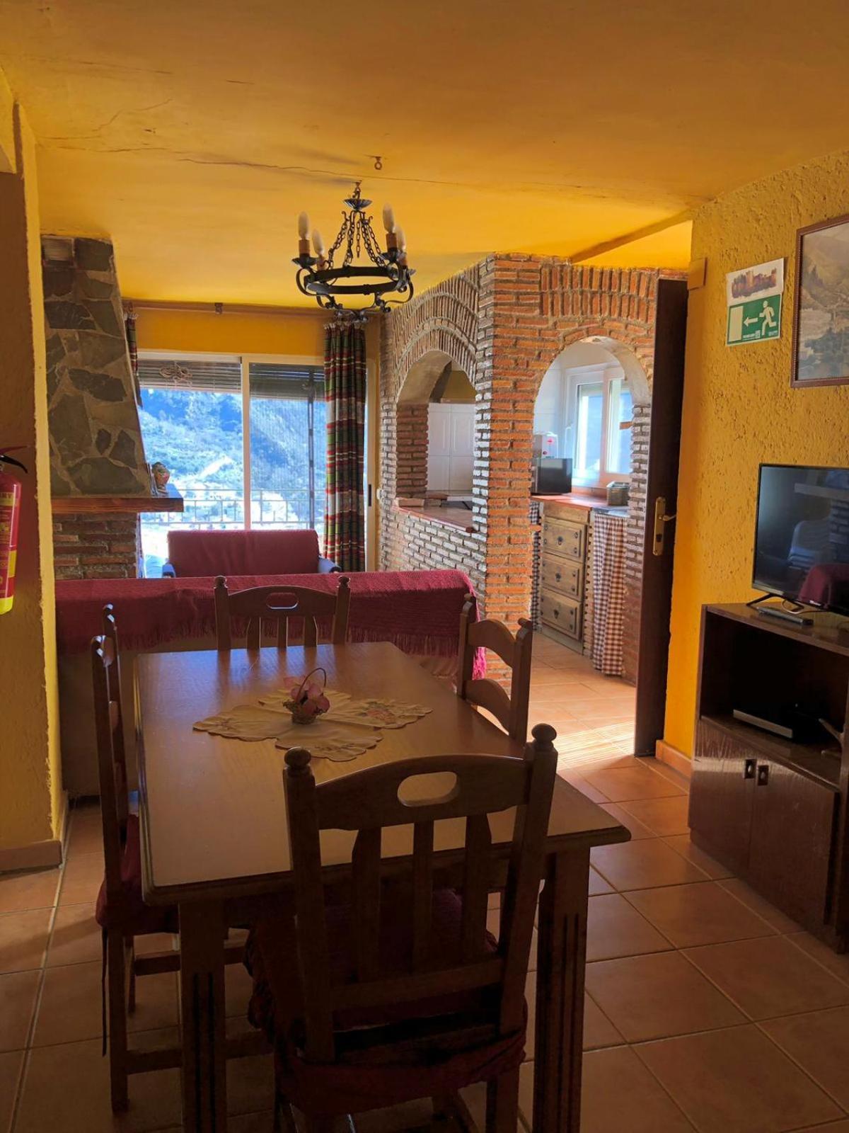 Casa Maribel Villa Guejar Sierra Ngoại thất bức ảnh